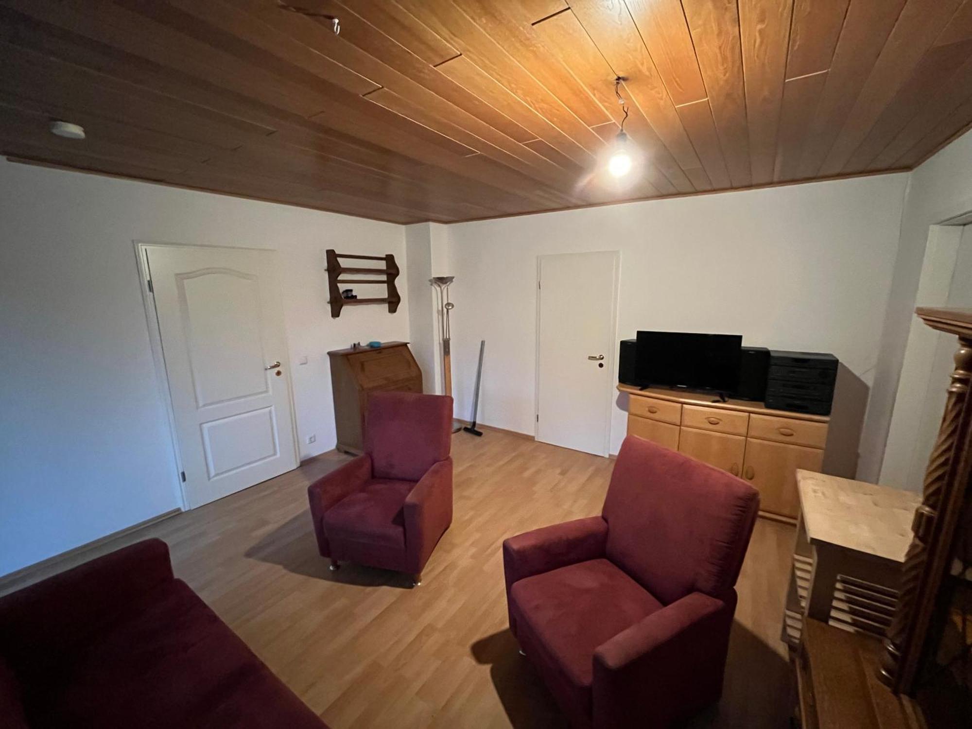 Ferienwohnung Auf Dem Bauernhof - Hermanns Lodge Strassenhaus Bagian luar foto